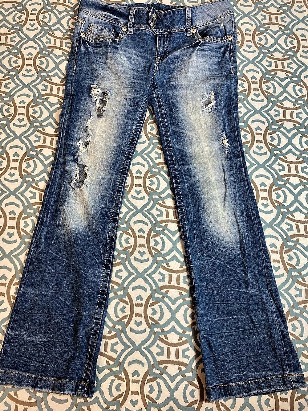 Amethyst Jeans Bootcut Distressed in Blue Waist 14
